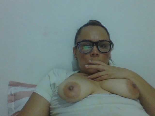 Fotod briseidax7 ⭐❤️ALL FAMILY HERE AND I AM HORNY❤️⭐❤️ #hairy ❤️⭐❤️I HOPE THEY DO NOT CATCH ME❤️⭐❤️ #milf #bigtits #asstomouth ⭐tortura ❤️ #freak #atm #alldoing #SWEET #sexy #queen♥ #lovense #ohmibod