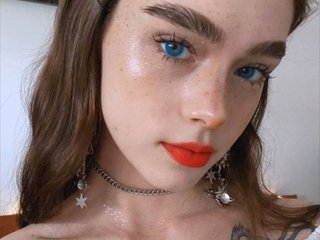 Erootiline videovestlus BrokenDoll666