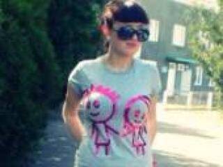 Erootiline videovestlus brunetkaket