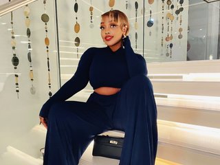 Erootiline videovestlus Bustybrat