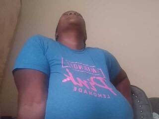 Erootiline videovestlus BustyDee