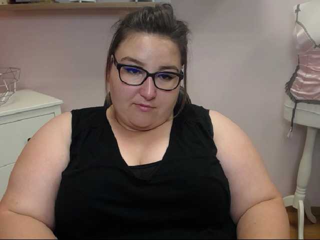 Ringhäälingupildid bustyLEXX