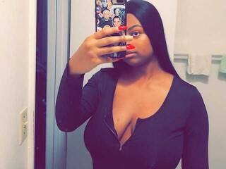 Erootiline videovestlus bustyqueend