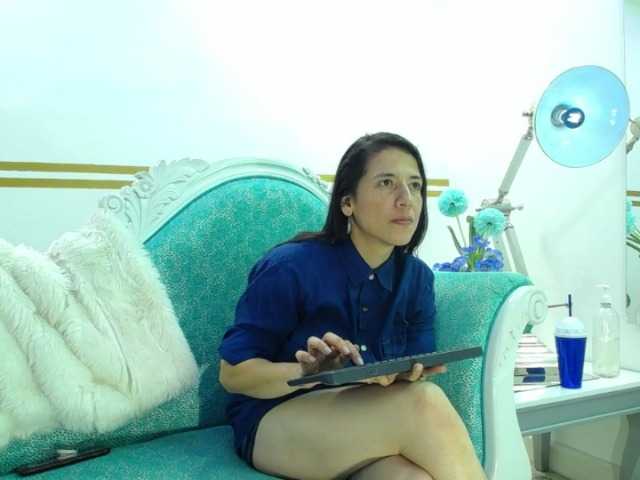 Ringhäälingupildid CandyAndRoose