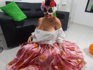 Erootiline videovestlus canelasweetie