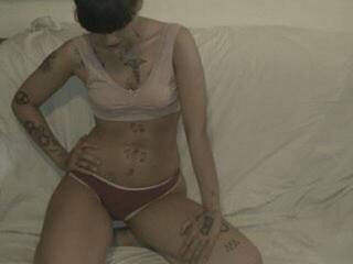 Erootiline videovestlus CaraBloom