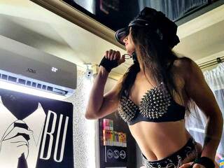 Erootiline videovestlus Carin-France