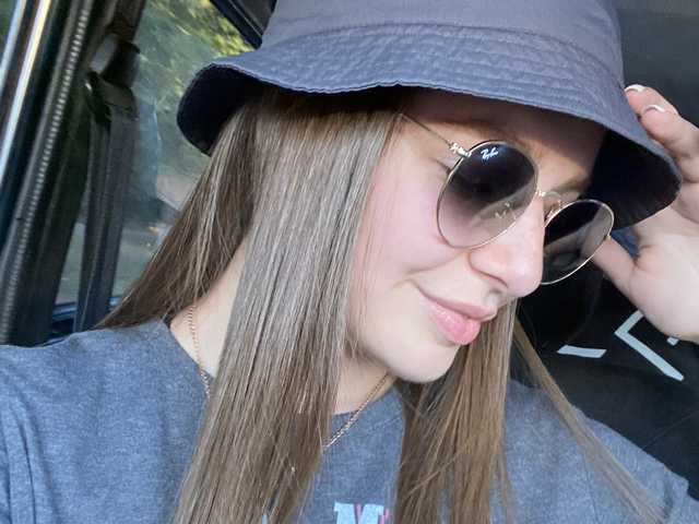 Profiili foto CarlieActive