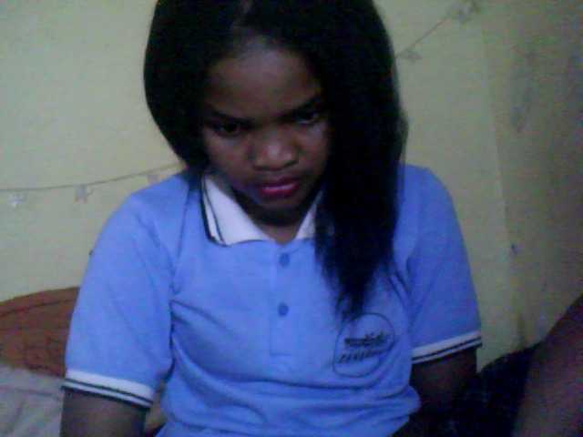 Ringhäälingupildid CarrieHots