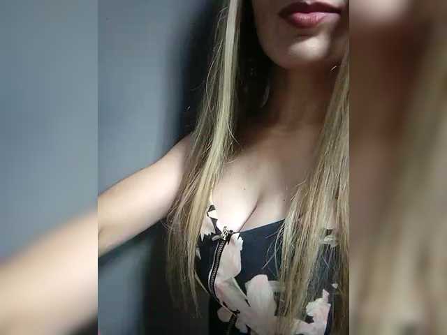 Fotod Cassssablanca Cam2cam in private chat or in group chat