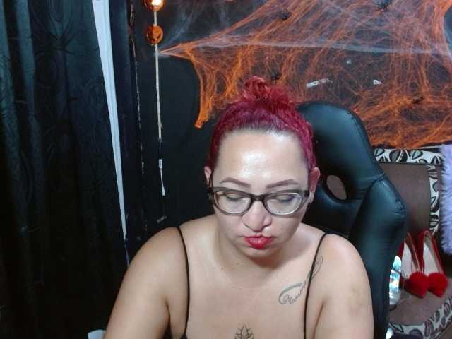 Fotod cataleya-ar come you want a big dirty show on the floor and see how i drink my fluids for 500tokns come enjoy it