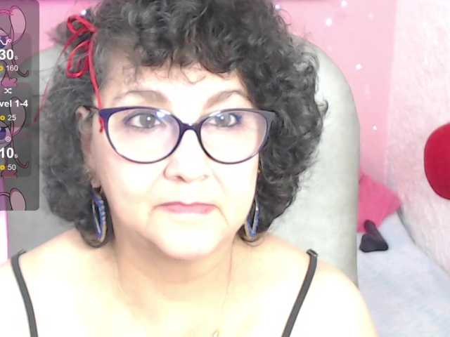 Fotod cataleya-mom mom horny play bogboobs and squirt for you