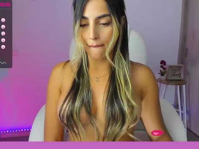 Fotod CATARUIZ Titty Tuesday!! are you ready to cum for me?