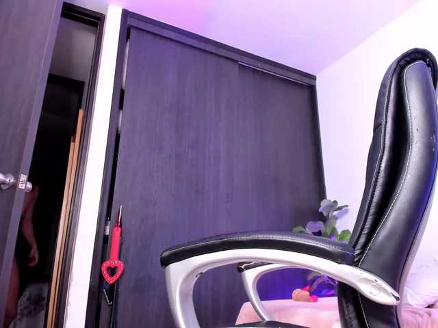 Ringhäälingupildid Sensual_Charlize