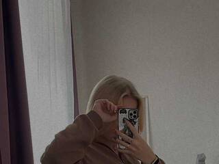 Erootiline videovestlus Charmulik