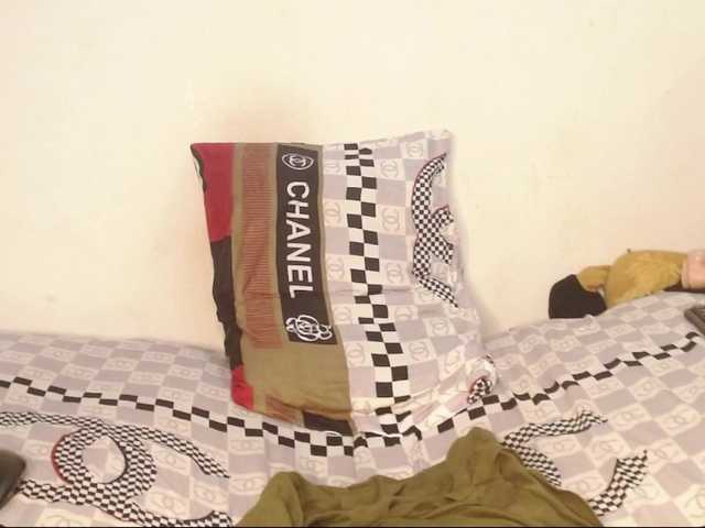 Ringhäälingupildid CHEATING-HOUSEWIFE