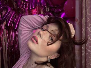 Erootiline videovestlus Cherry-Lips69