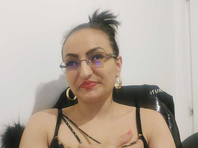 Ringhäälingupildid CherryKatte