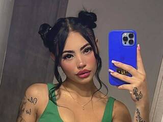 Erootiline videovestlus cherrymodel