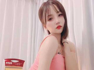 Erootiline videovestlus Alice-W