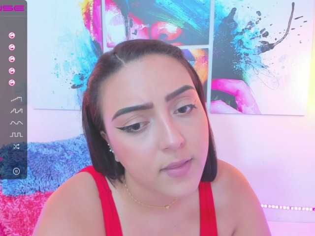 Ringhäälingupildid Chloe-baker