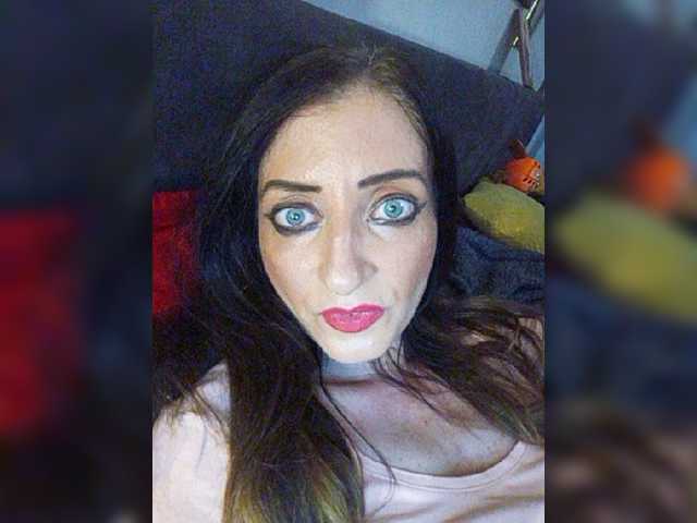 Ringhäälingupildid ChristianaHot