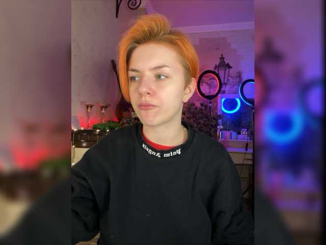 Ringhäälingupildid Chris_Foxx