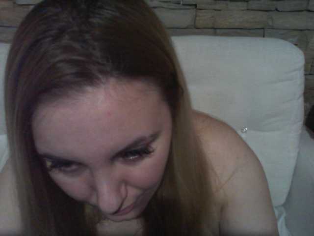 Ringhäälingupildid ChristinaHotX