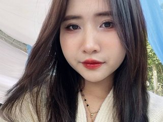 Erootiline videovestlus CinBee18