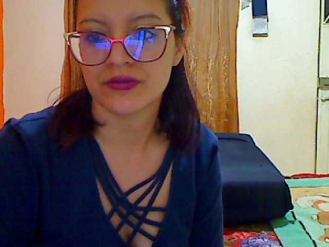 Fotod cleohot latina#boobs#ass#anal#dilo#glasses#cum#feet#lovense
