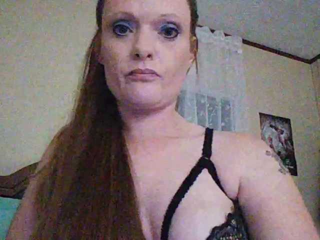 Fotod Cmariel23 Horny single lady here