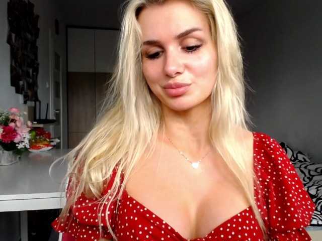 Ringhäälingupildid Cornelia22hot