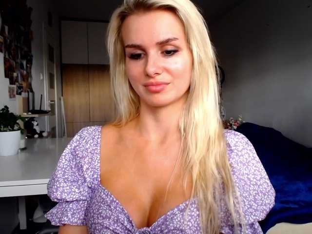 Ringhäälingupildid Cornelia22hot