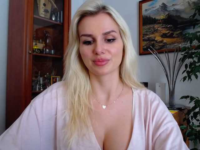 Ringhäälingupildid Cornelia22hot
