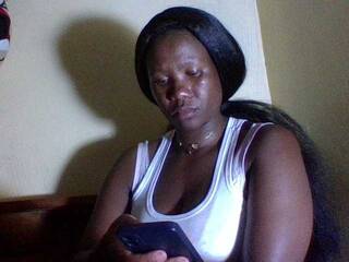 Erootiline videovestlus Creamier25