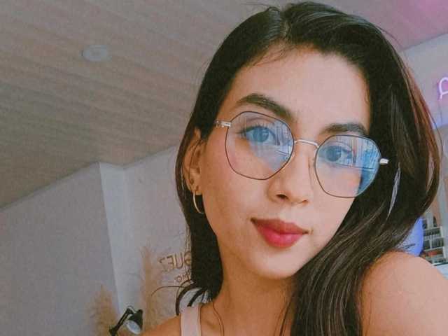 Profiili foto Cristin-Petite