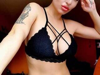 Erootiline videovestlus CumInMeNowBBy