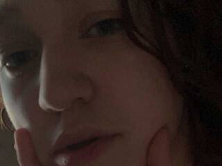 Erootiline videovestlus Curly-Banshee