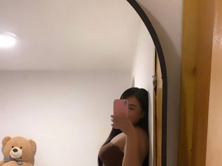 Erootiline videovestlus Curvy-Cutie