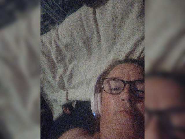 Ringhäälingupildid CurvyMeg