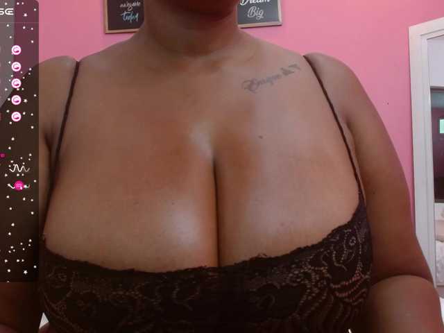 Ringhäälingupildid curvymommyy