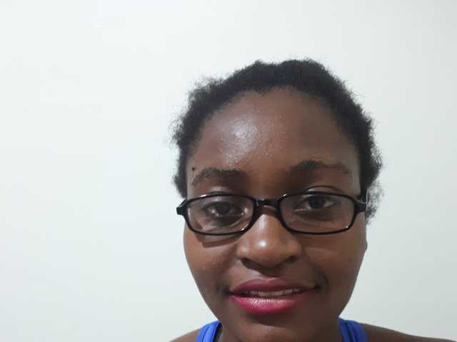 Profiili foto curvyshavy