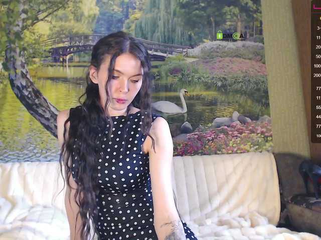 Ringhäälingupildid EVERGLOW