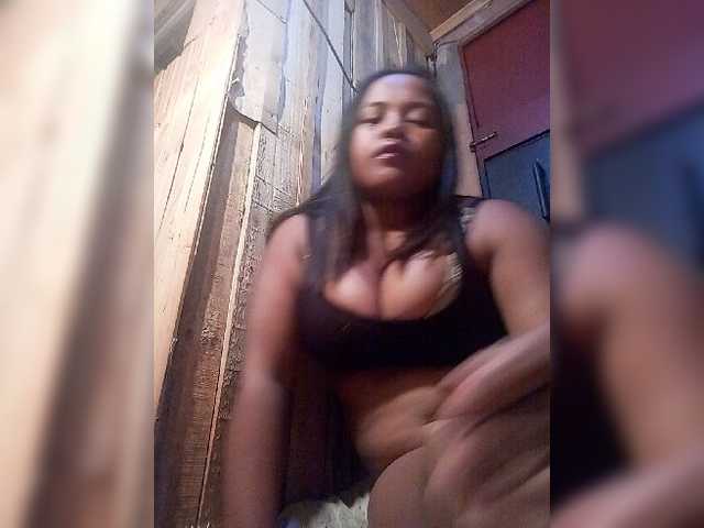 Ringhäälingupildid Cynthiawalker