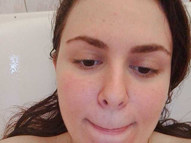 Fotod daddyissues1 Hello . Let s cum a lot today in bath tube .