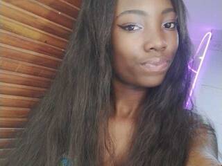 Erootiline videovestlus DahiaraLee