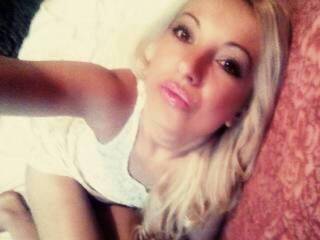 Erootiline videovestlus dameokeanna