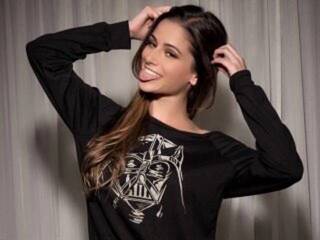 Erootiline videovestlus LilGrlNxtDoor