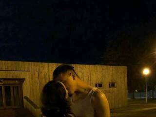 Erootiline videovestlus Daniela-Matache