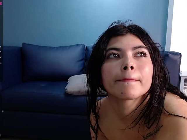 Fotod DannaWhitee #new #latina #bigas #pussy im new here, what do u wait for have a horny show with me?